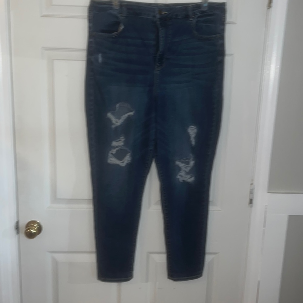 American Eagle skinny jeans